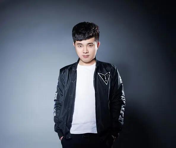 yy雨轩怎么挣钱,yy主播雨轩回归