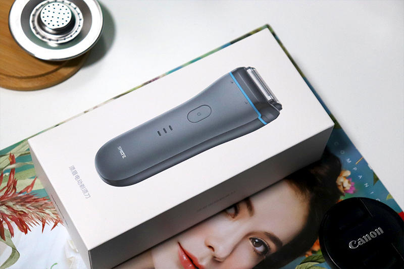 致敬博朗，三刀头柔和利落：须眉灵动3往复式剃须刀体验