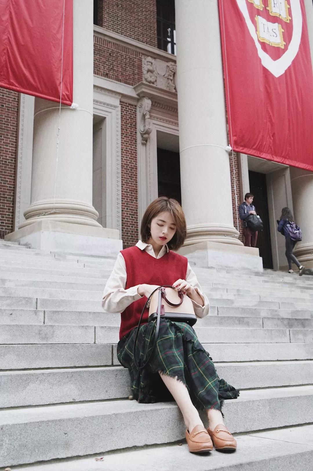 早春风衣穿搭高级感,早春穿搭颜色毛衣外套