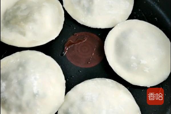 剩饺子皮30种新吃法烤箱,剩的饺子皮怎么做好吃又简单