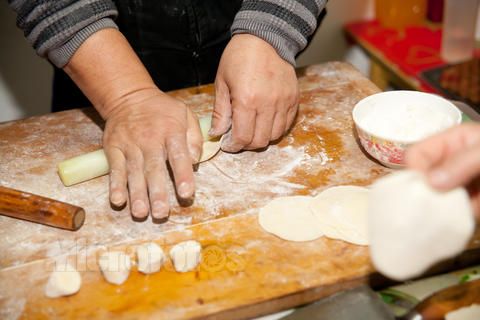 二月二龙抬头一碗龙须面,二月二龙抬头吃龙须面有什么讲究