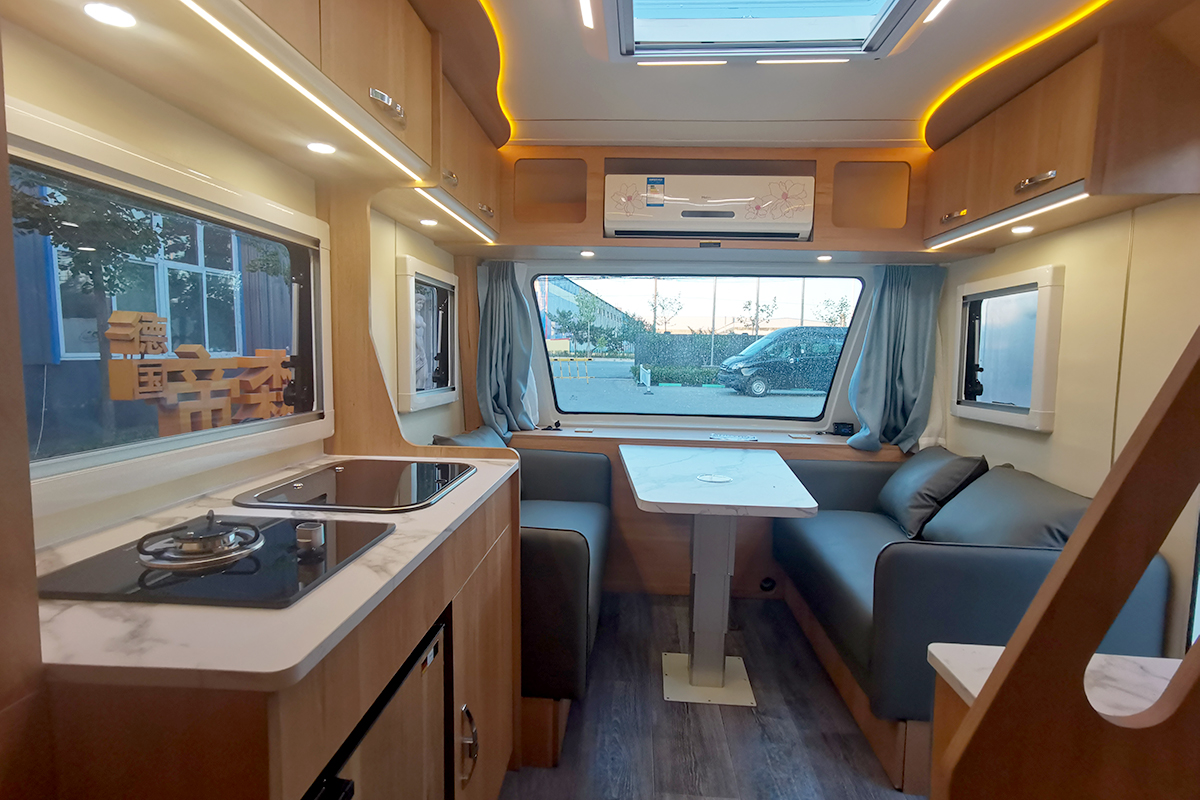 玻璃钢房车车体,豪华内饰房车