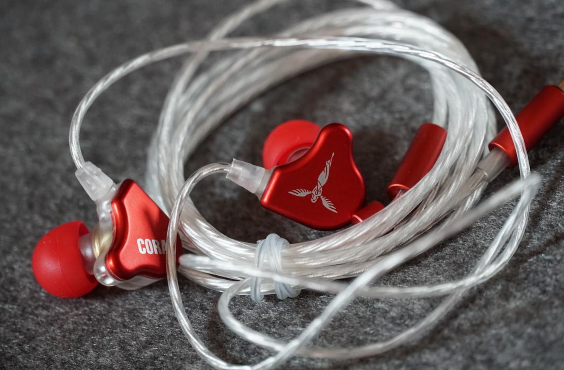 国产HIFI耳机个个都成精谈谈那个让烧友少女心爆棚的“地摊塞”