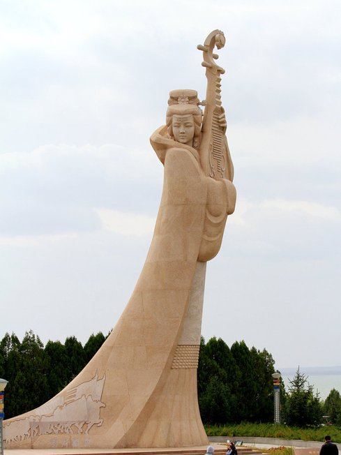 昭君最著名的十首诗,描写昭君美丽的诗句