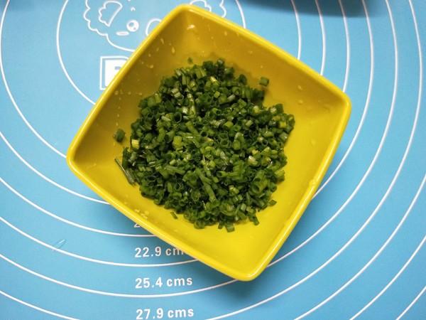 烙饼做出来有点硬怎么回事,烙饼发硬不好吃只需加这两样