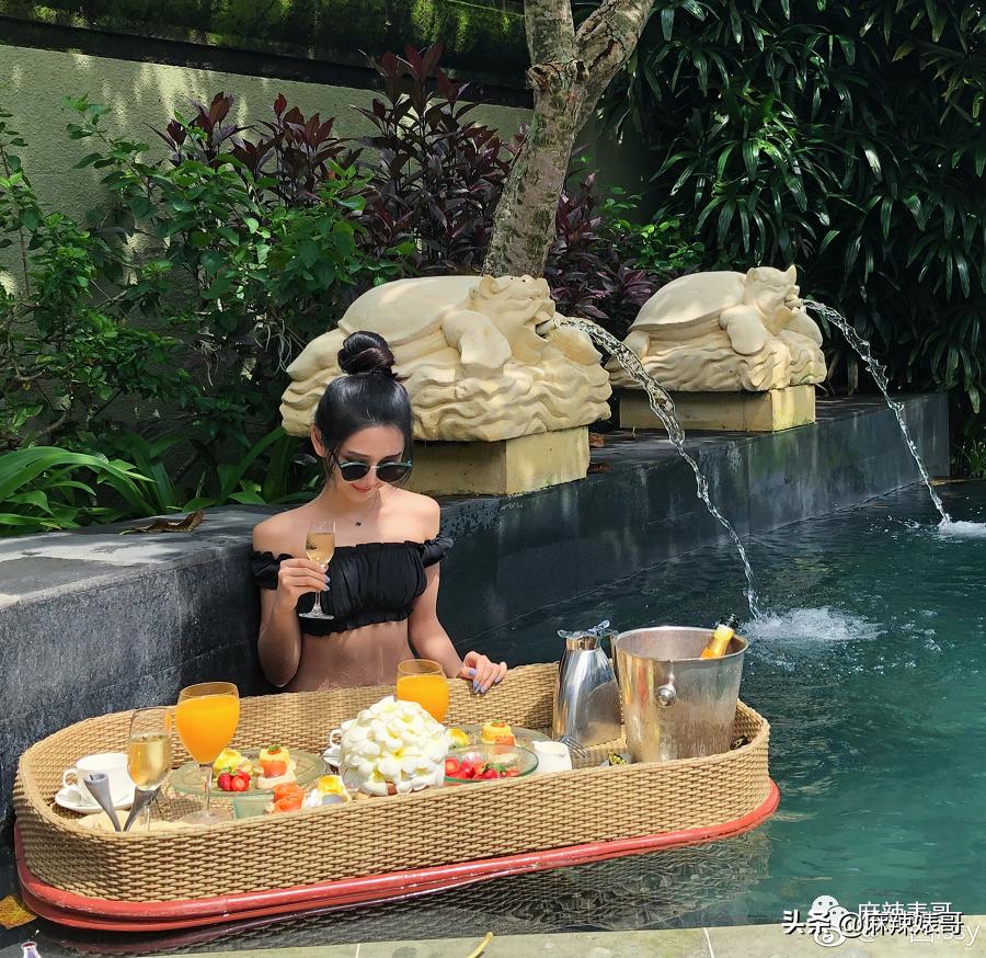 吃潘玮柏老婆的瓜竟然吃到乔任梁身上，揭秘网红们的PUA培训班