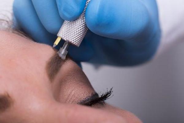 纹眉后悔的处理方法,纹眉是为了不用画眉毛吗