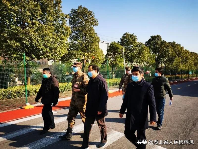 战疫日记爱与温暖伴我们同行,战疫日记我们的生活必将充满阳光