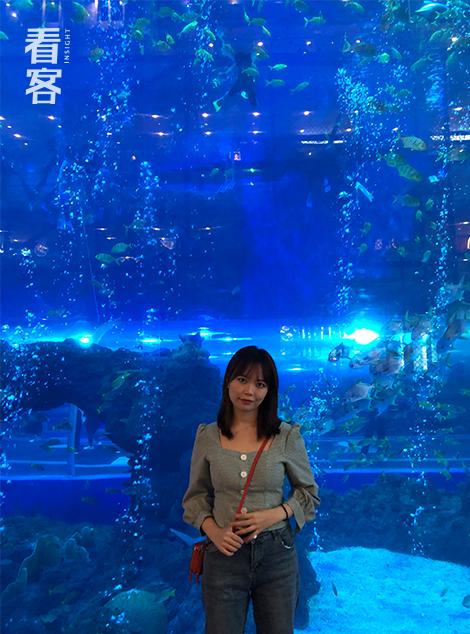 麦克风后面的人：太痛苦的时候，我们不写脱口秀