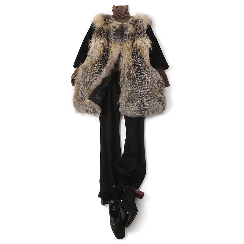 新年聚会要时髦得刚刚好 (春节聚会想穿得洋气)