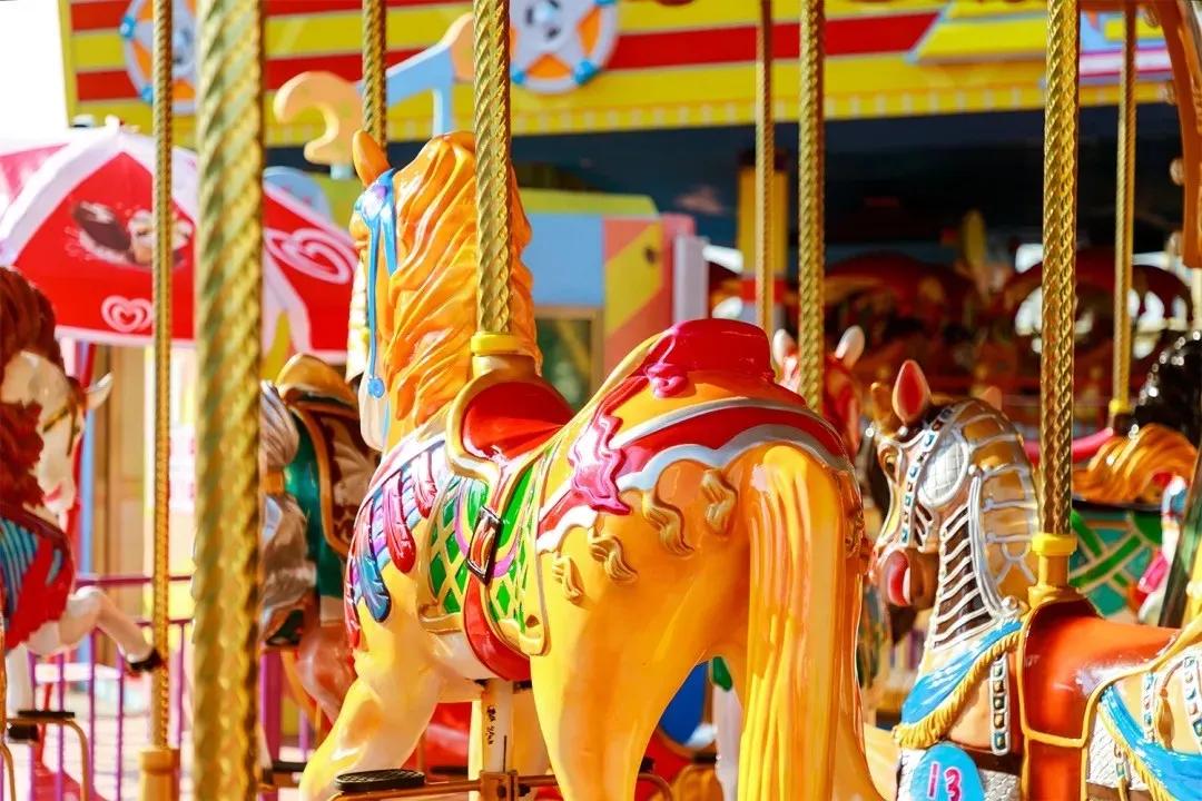 重庆轻轨10号线,10号线有什么玩的