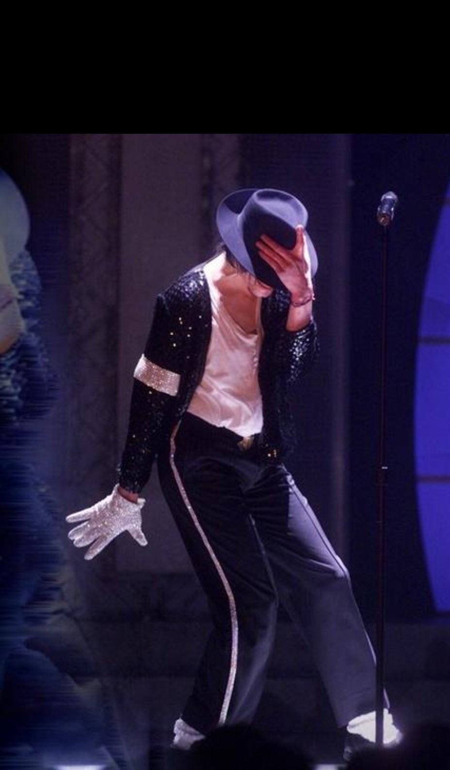 为什么说迈克尔杰克逊是天王巨星,迈克尔杰克逊巨星陨落之谜