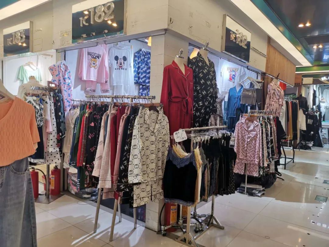 广州汇美服装批发市场现在状况,广州最潮流服装批发市场