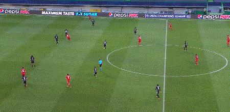 欧冠拜仁2-3巴黎赛事回放,10年欧冠半决赛拜仁vs里昂