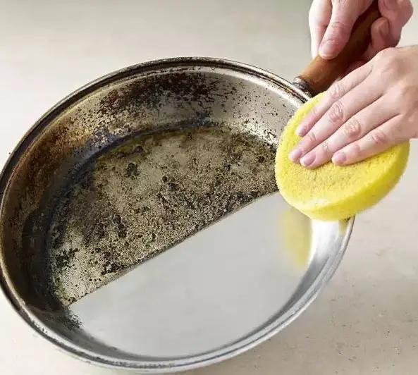 厨房的竹锅刷怎么清洗,做饭用的锅脏了该怎么刷呢