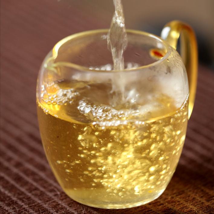 临沧岔箐古树普洱茶特点,梅子箐大树普洱茶的特点