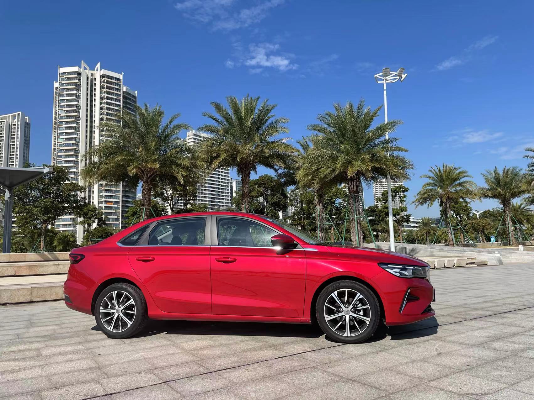 吉利帝豪四代试驾第一视角,第四代吉利帝豪体验