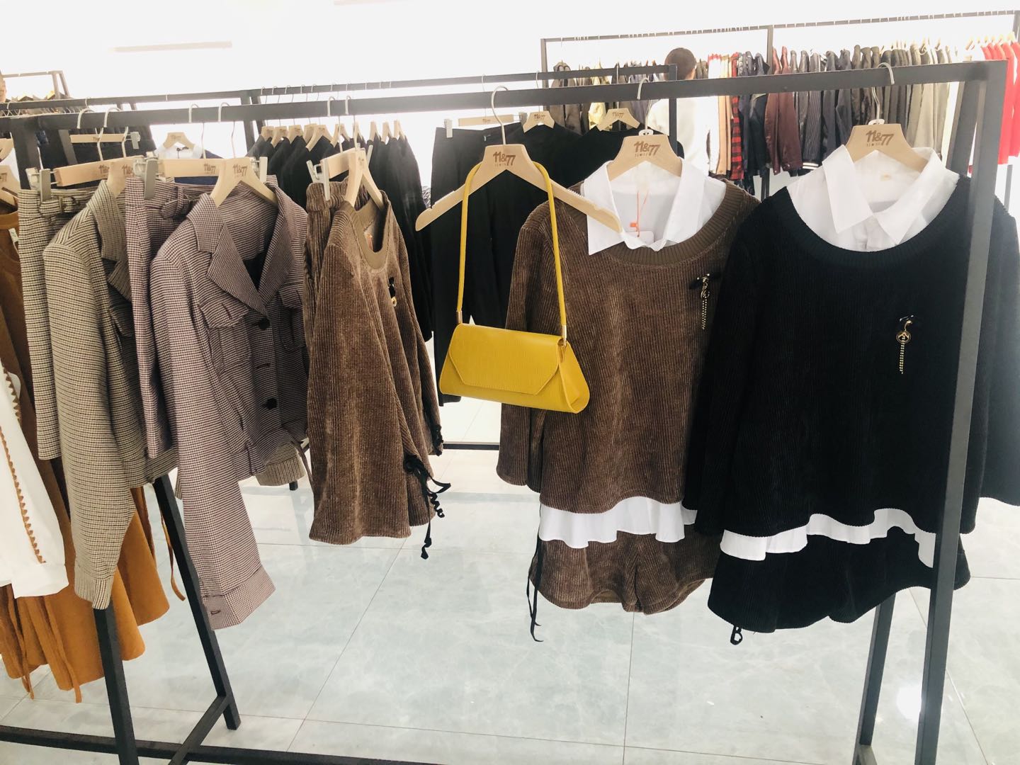 服装实体店压库存怎么办,服装批发怎么避免压货