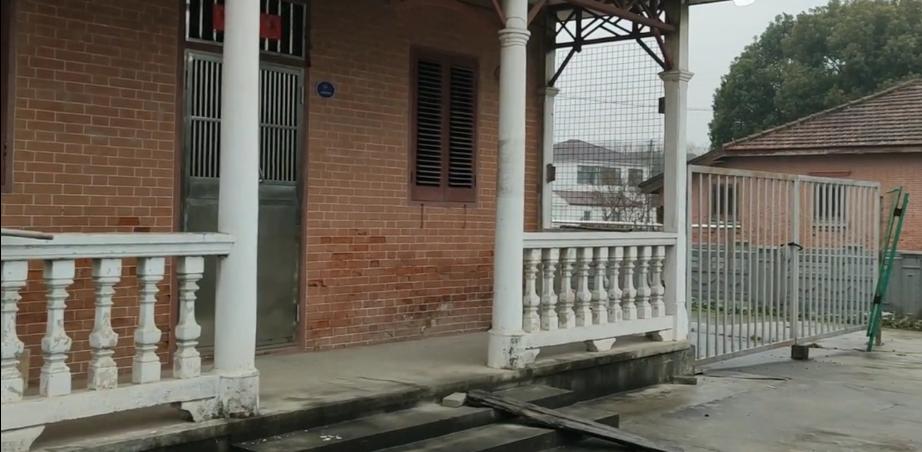 昆山城郊百年侨乡，红砖洋房异域风情，遗憾却被称为“强盗村”