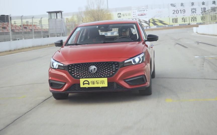 名爵6测评自动驾驶,名爵6竞技版深度评测视频