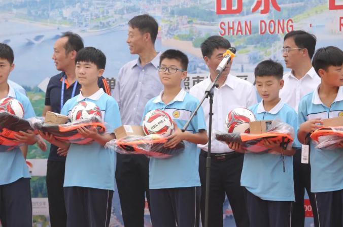 中国足球小将早期比赛视频,中国足球小将八人制足球比赛视频