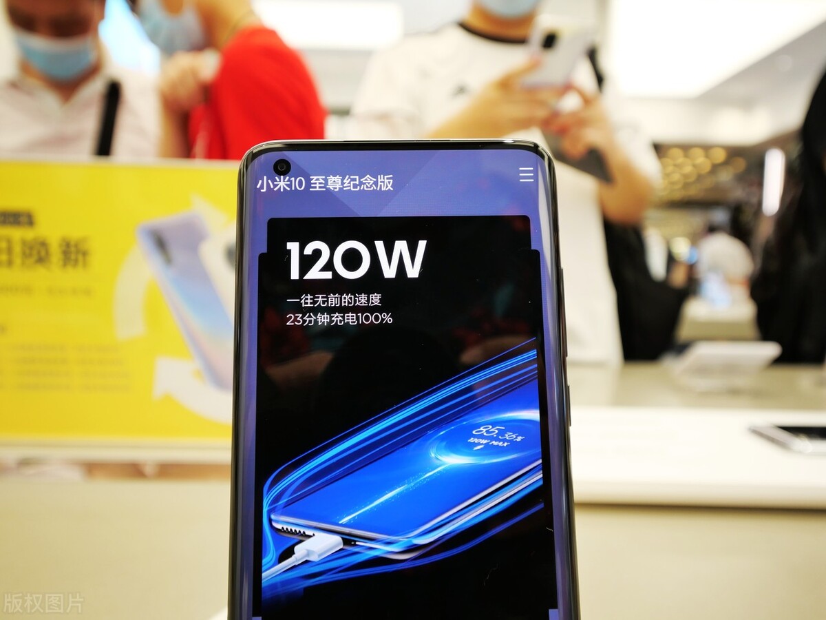 手机年年换，二手手机市场火热，看2021有哪些二手手机值得入手？