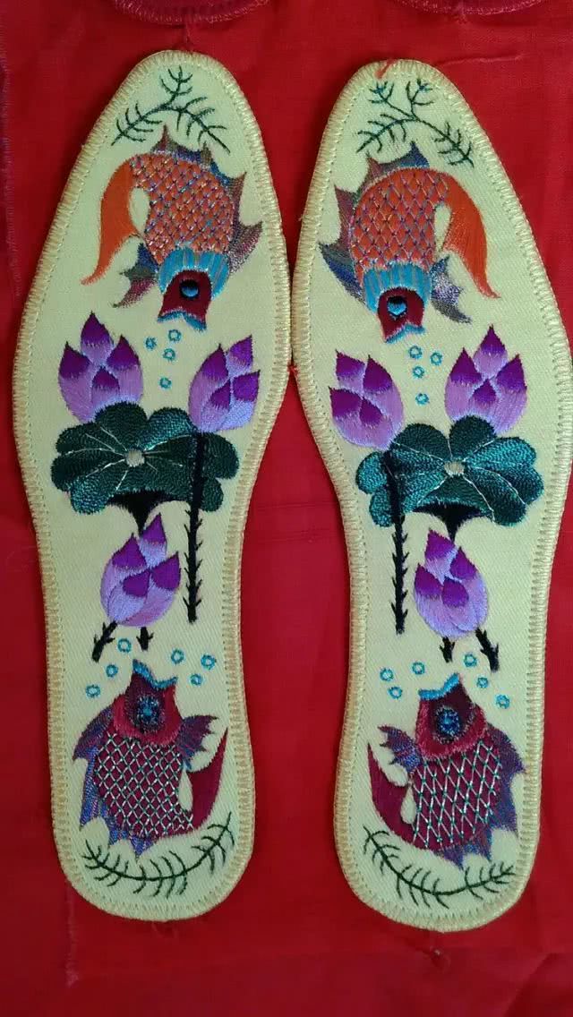 老式鞋垫60后的图案,46码刺绣鞋垫成品