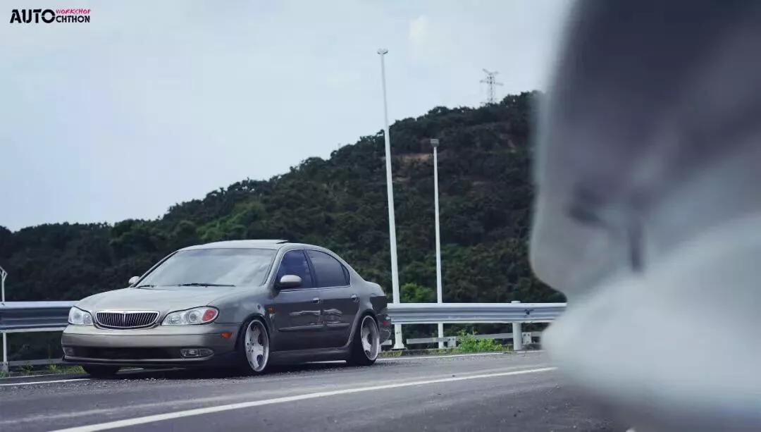 02年日产风度a33价格,02年日产风度a33驾驶体验