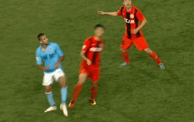 足球队的进攻阵型,足球队布局图片欣赏