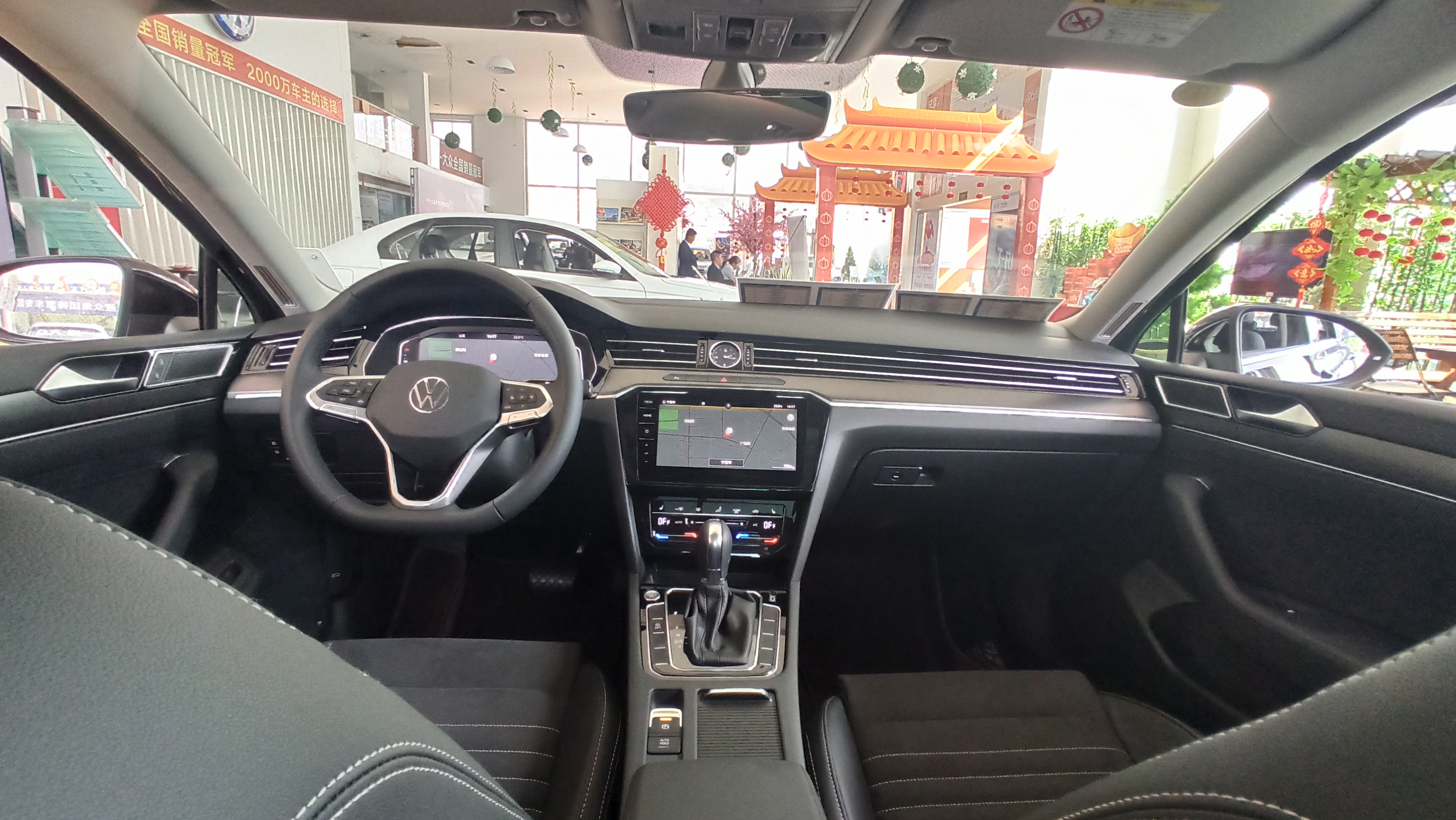 迈腾的操控比a4l差吗,迈腾的操控和奔驰宝马一样吗