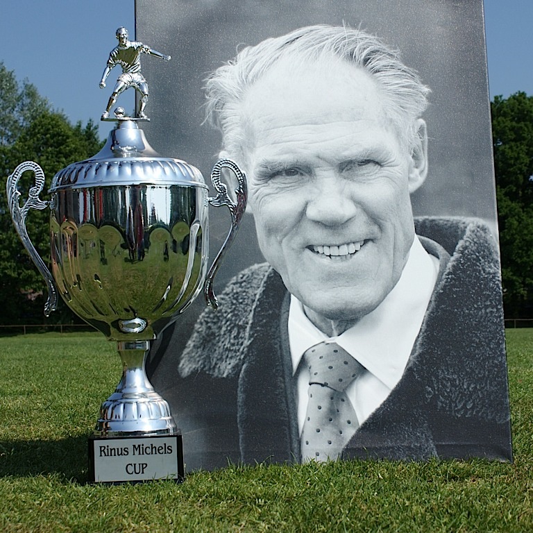 《法国足球》评历史最佳11人阵,法国足球评历史最佳11人