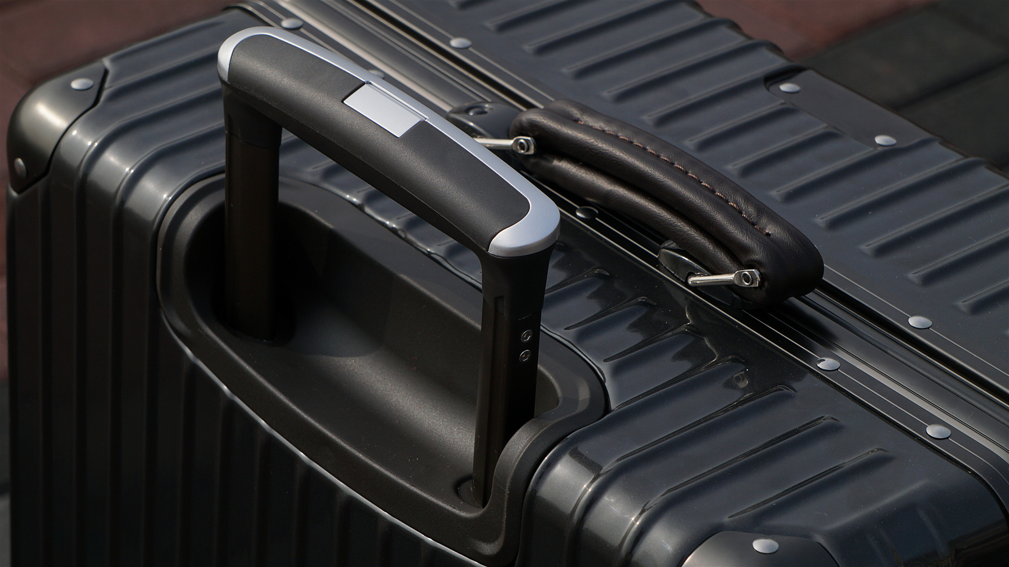 网易严选更加耐磨铝框拉杆箱,网易严选拉杆箱简约时尚