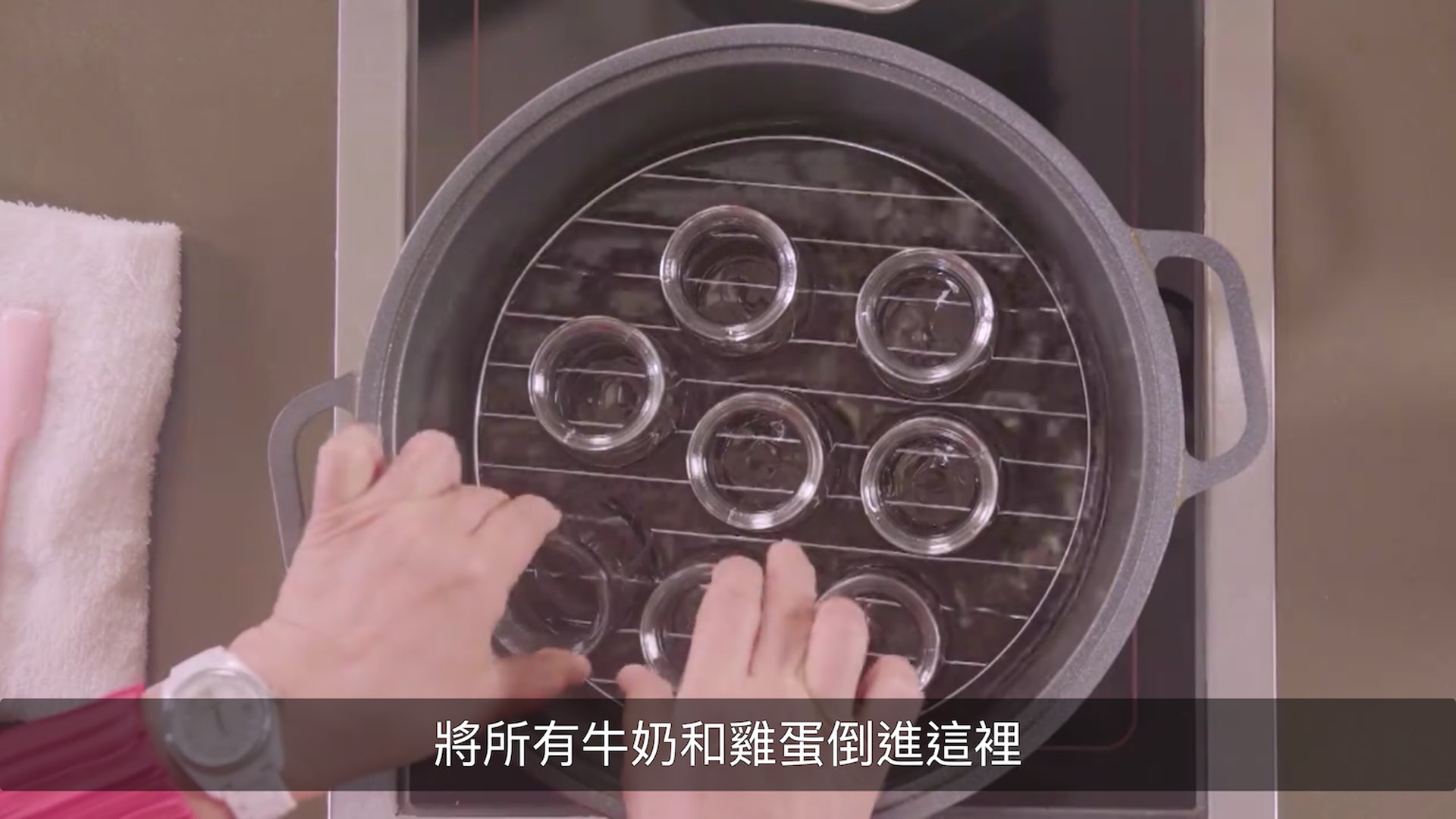 鲜奶炖蛋和双皮奶一样吗,鲜奶加热炖什么