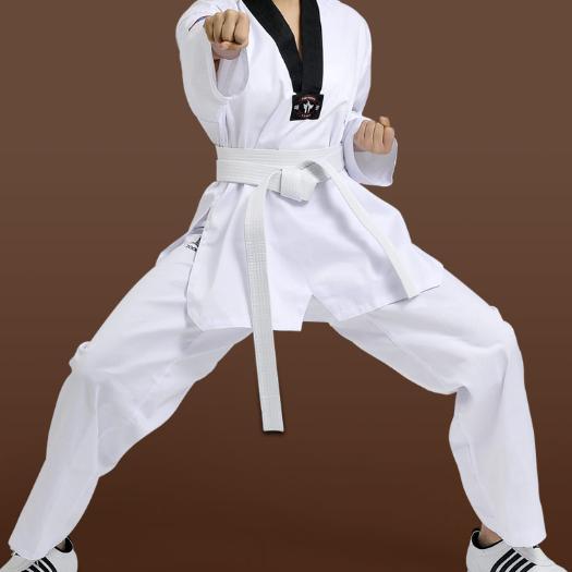 跆拳道穿黑色衣服代表什么,跆拳道为什么要统一衣服