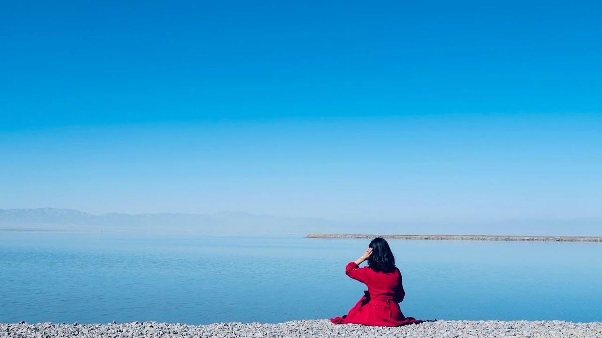 女孩子告诉你生病了该怎么做,女孩生病了如何高情商关心
