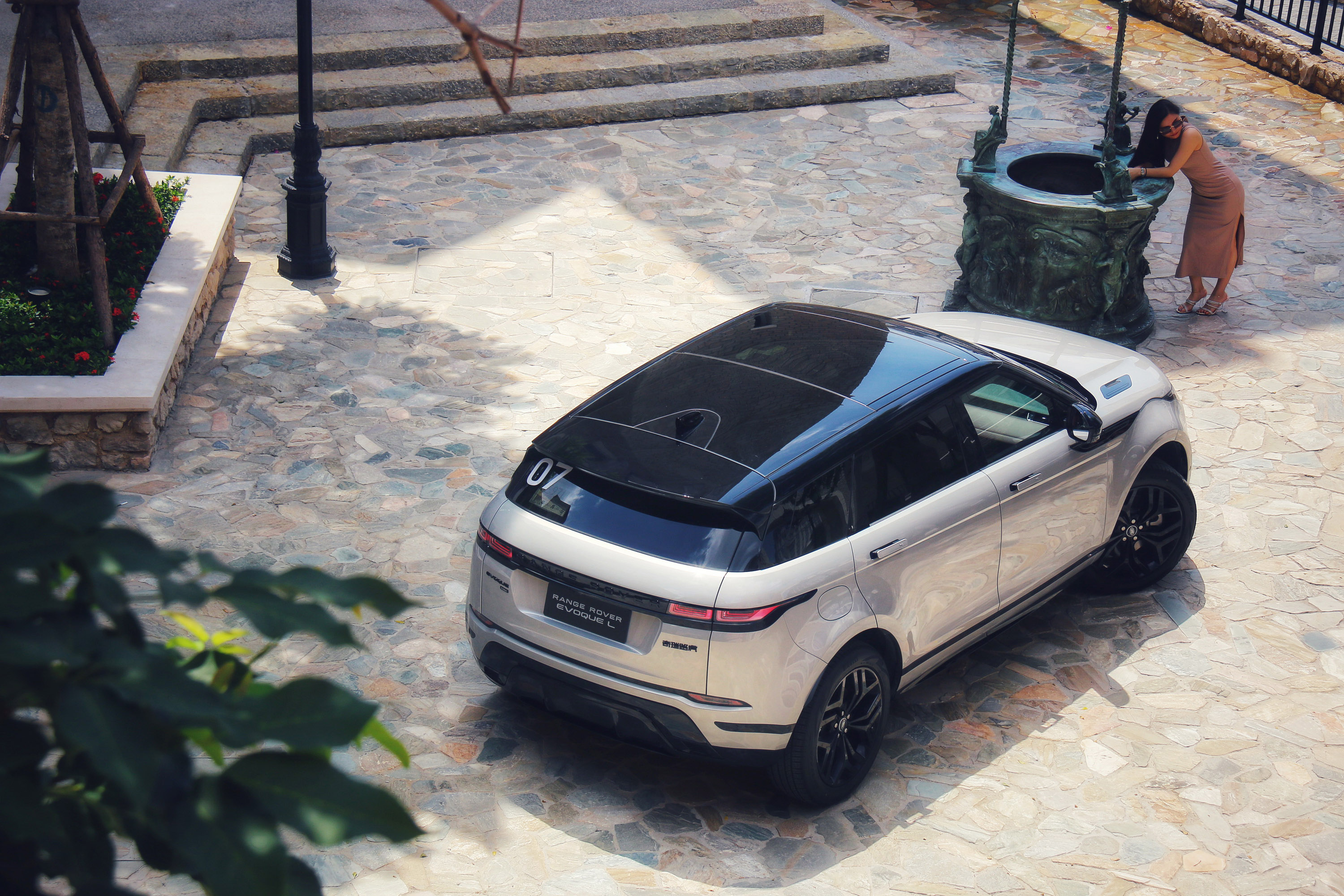 路虎揽胜极光l怎么样值得购买吗,2022路虎揽胜极光l值得买么