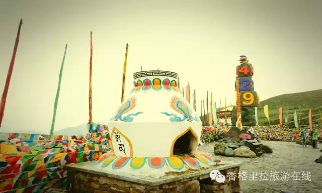 香格里拉除了景点还有好玩的地方,丽江去香格里拉路途中有什么景点