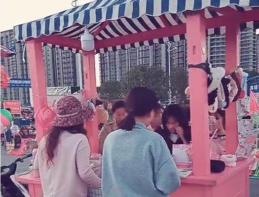 潢川97年美女,潢川女大学生回家创业