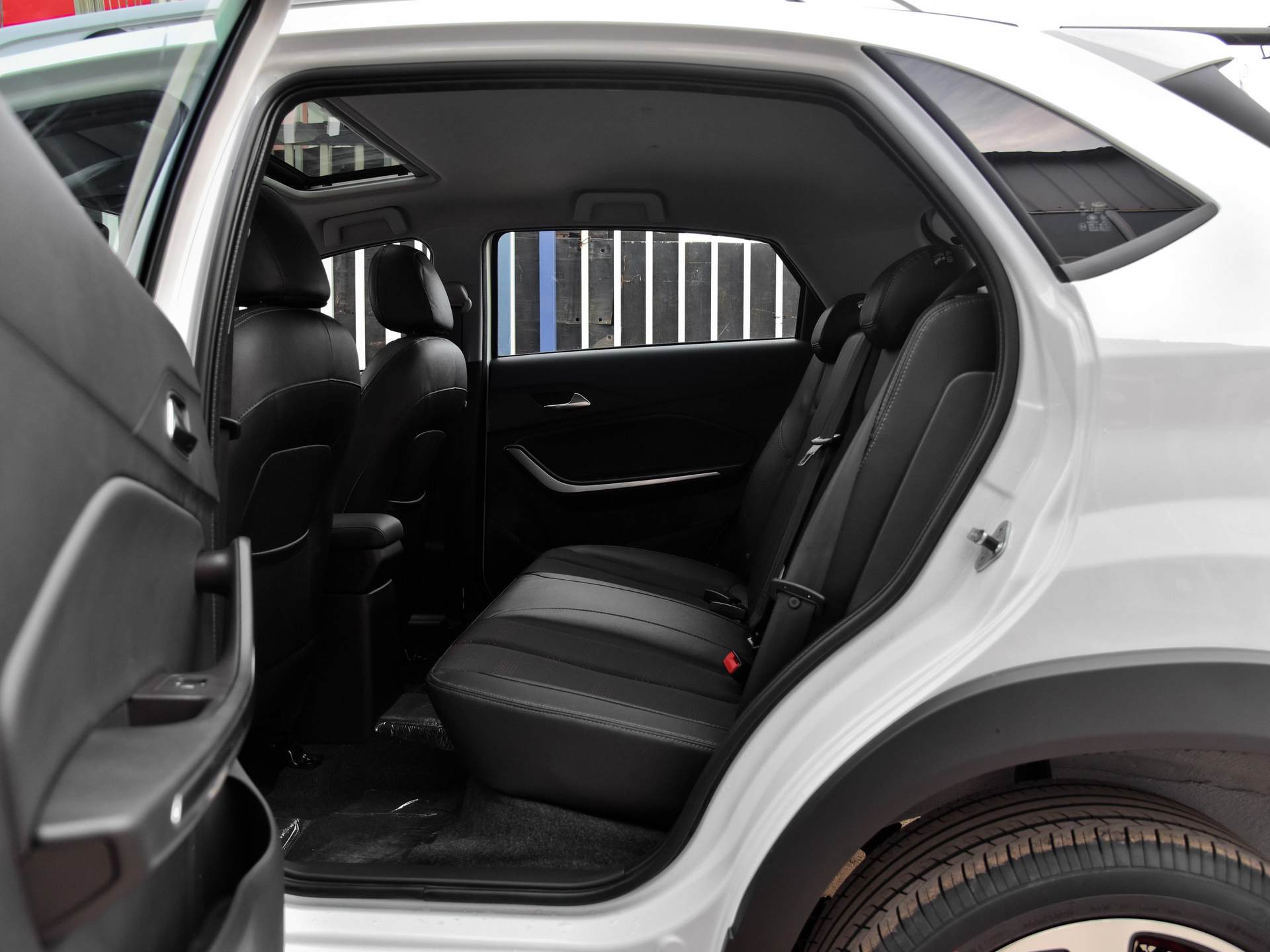 小型省油suv性价比高,瑞虎3x手动最新款