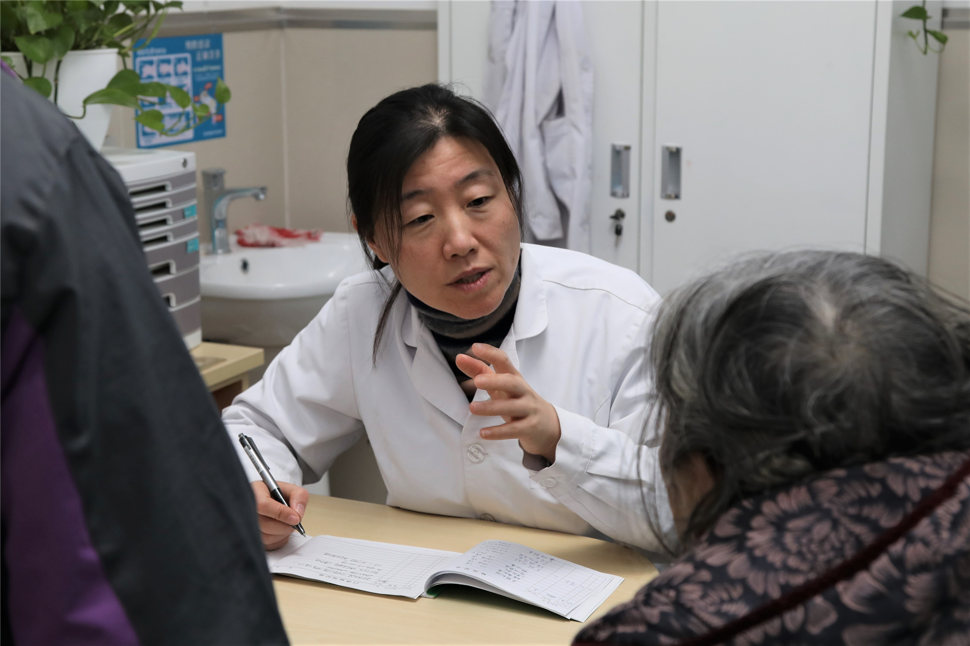 石家庄三甲医院最新通告,石家庄市三甲医院最新通知