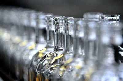 工艺玻璃加工设备视频,低反射玻璃加工工艺