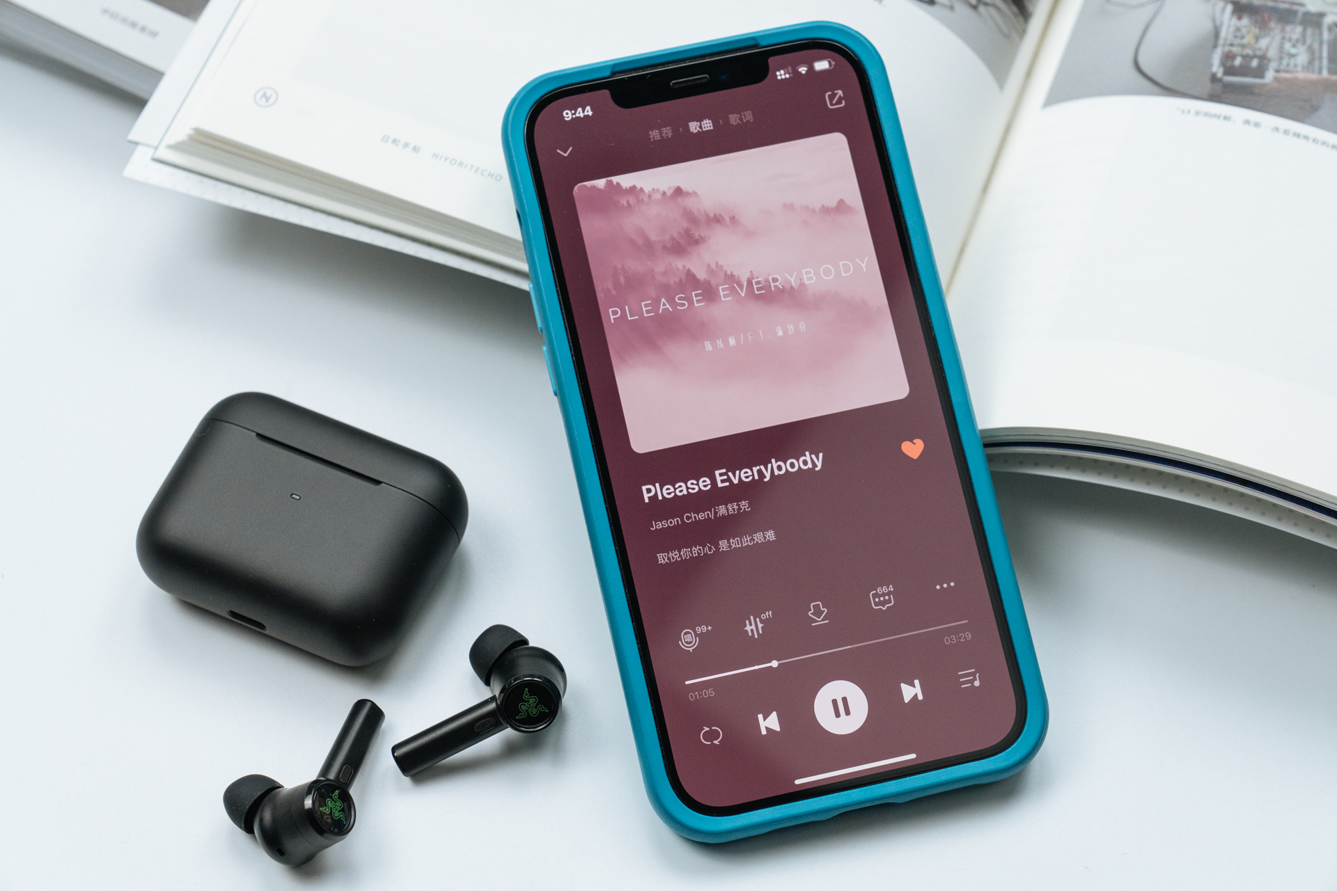 雷蛇战锤狂鲨和airpods,雷蛇战锤狂鲨真无线2代和airpods