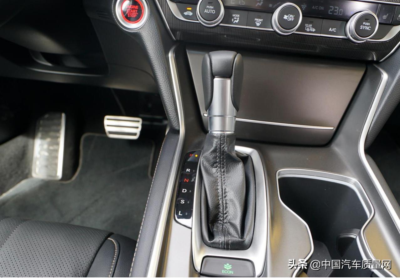 十代半本田雅阁2022款试驾视频,广汽本田雅阁2024款试驾