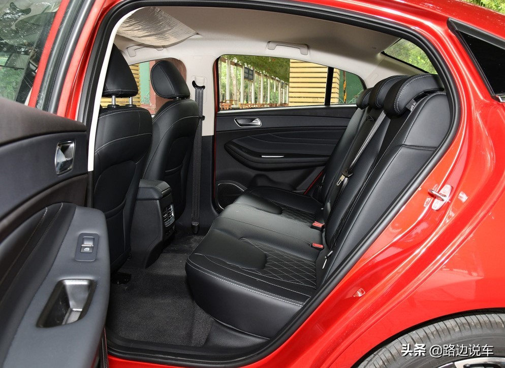 10万买奇瑞值吗,10万块钱的奇瑞值不值得买