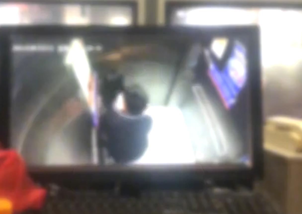 13岁女孩电梯内两次遭侵犯,安徽13岁女孩电梯内两次遭侵犯