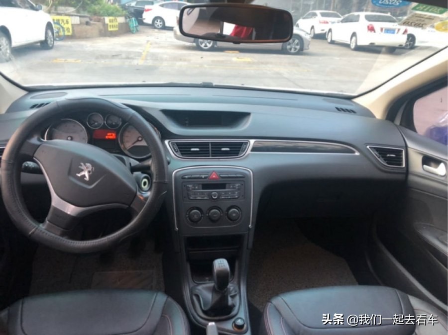 二手福特福睿斯和标致308哪个好,12年标致308自动挡二手多少钱