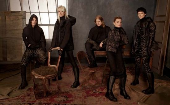 logo有点像香奈儿的牌子是哪些,香奈儿经典logo包