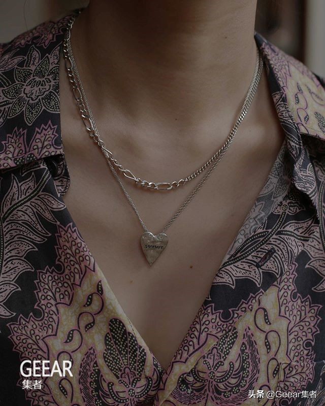 韩素希大爱心项链什么品牌,韩素希戴的首饰是哪个牌子
