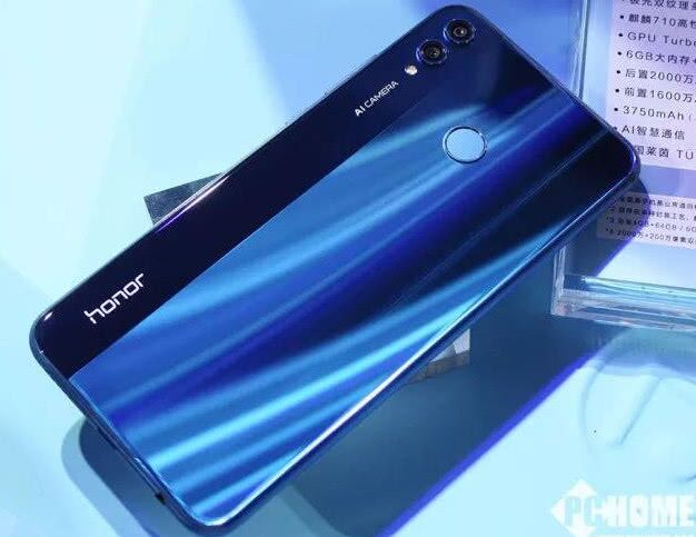 目前4款吃鸡很流畅的千元机，小米居榜首，最后一款学生*党**首选！