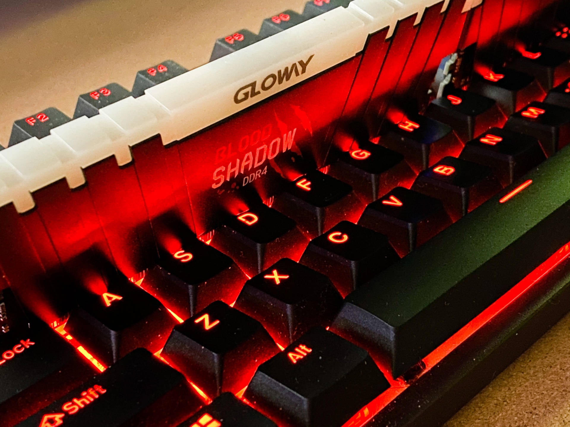 七彩虹b560mcvn内存超频阿斯加特,阿斯加特血影高频内存